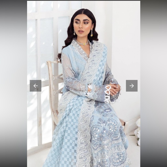 Pakistan Nureh Dress - Picture 3 of 12